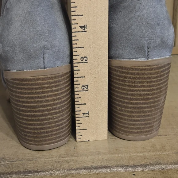 Kohls Tall Heeled Boots Gray Womens Size 7 - Picture 4 of 13